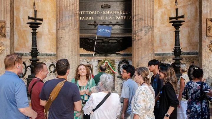 Pantheon Small Group Guided Tour