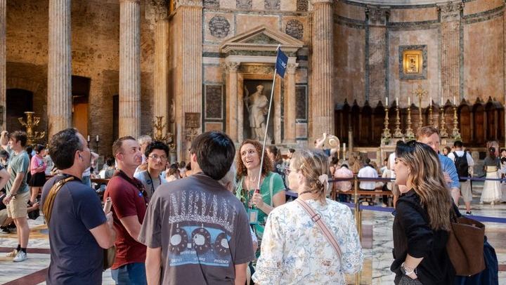 Pantheon Small Group Guided Tour