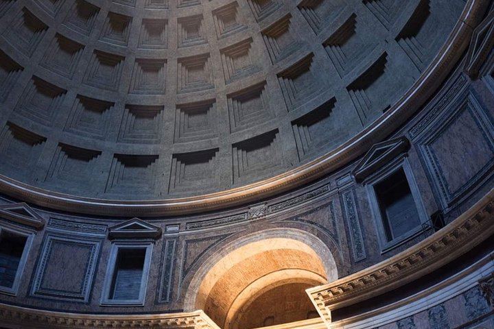 Pantheon Small Group Guided Tour