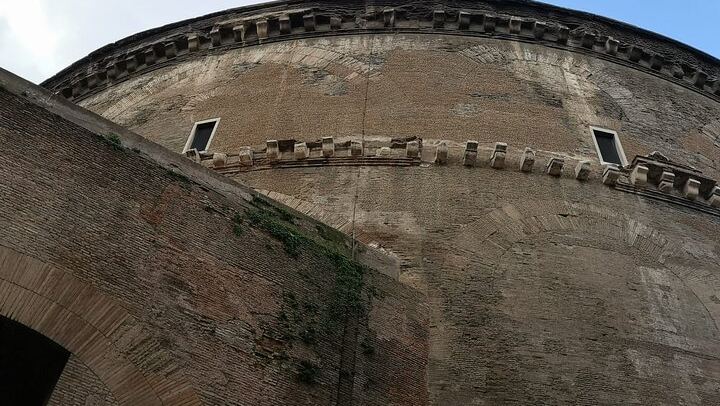 Pantheon: The Iconic Ancient Roman Temple – Semi-Private Tour