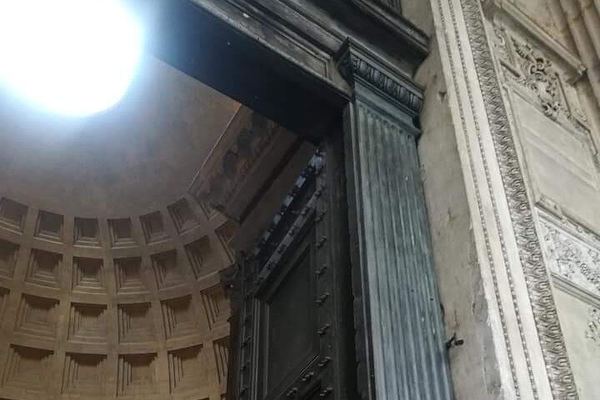 Pantheon Semi-Private Tour, Read as a Piece of Engineering