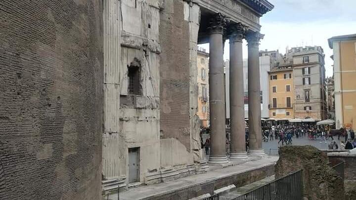 Pantheon: Tour with Archaeologist of the best preserved Roman work