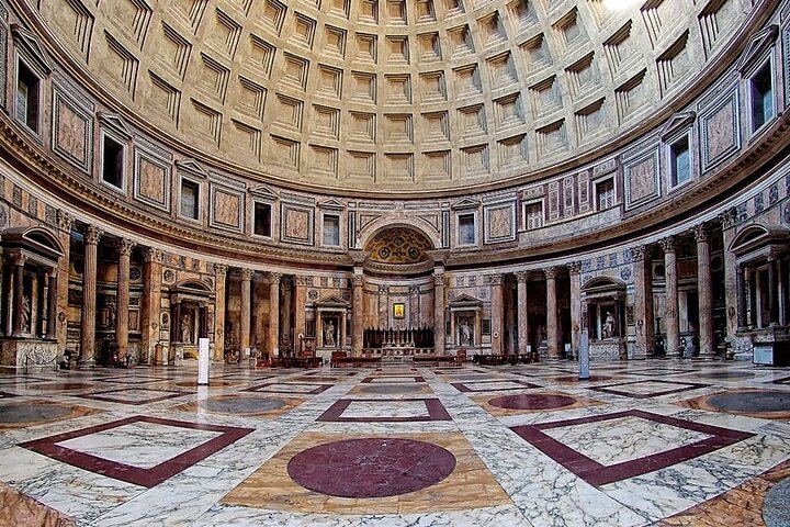 Pantheon visit with audioguide