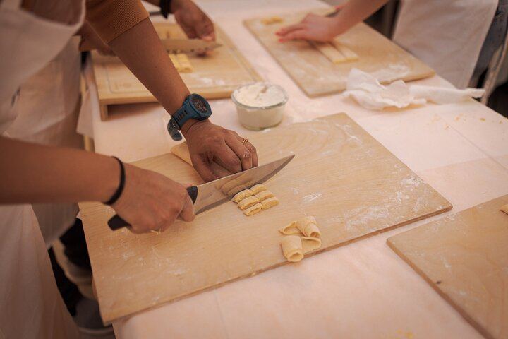 Pasta and Tiramisu Cooking Class in Rome, Piazza Navona