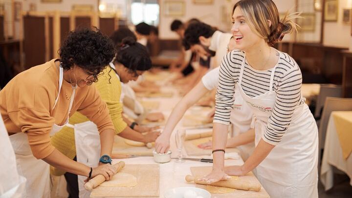 Pasta and Tiramisu Cooking Class in Rome, Piazza Navona