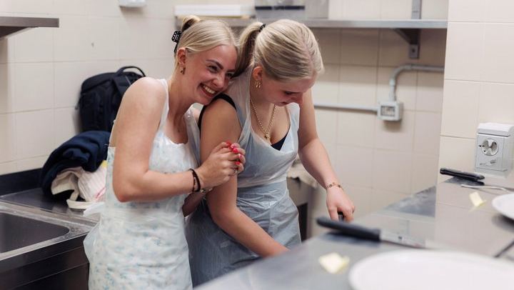 Pesto and Pasta Cooking Class in Rome City Center