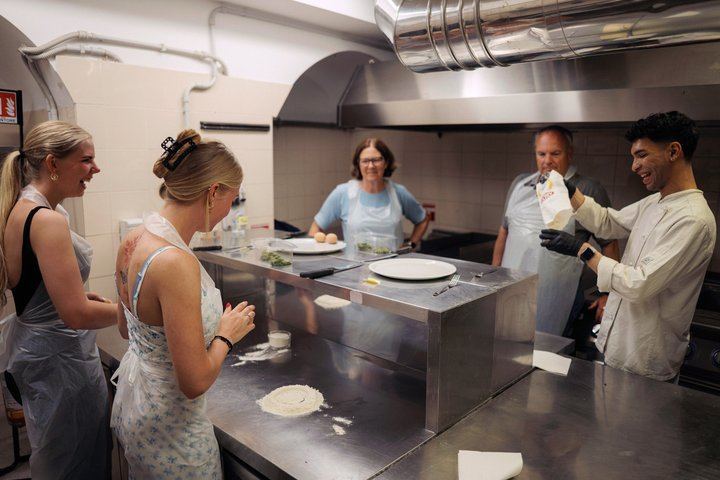 Pesto and Pasta Cooking Class in Rome City Center