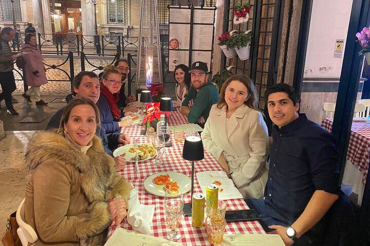 Pizza and Tiramisu Cooking Class in Rome, Piazza Navona