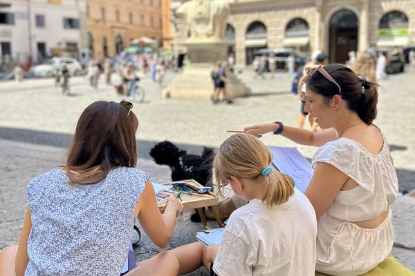 Family Hunt for Rome's Hidden Animals, with an Art Workshop