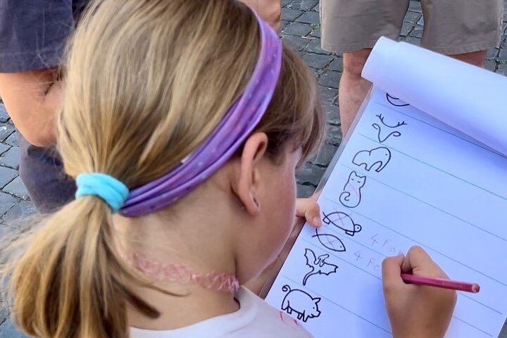 Private Family Scavenger Hunt & Art Lab Tour – Rome Landmarks
