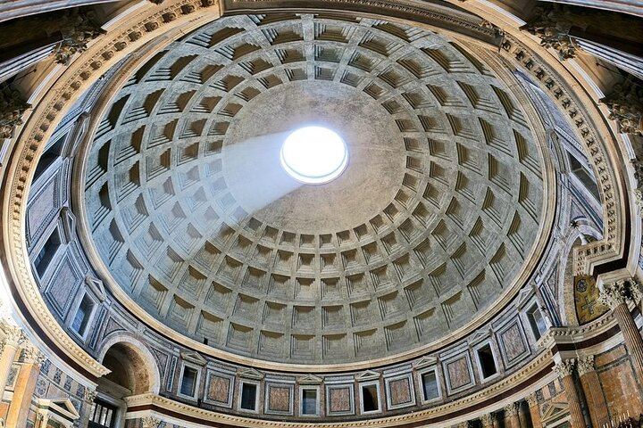 PRIVATE - Guided Tour of the Pantheon with an official tour guide