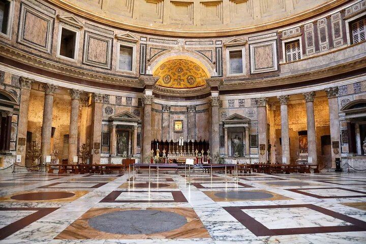 PRIVATE - Guided Tour of the Pantheon with an official tour guide