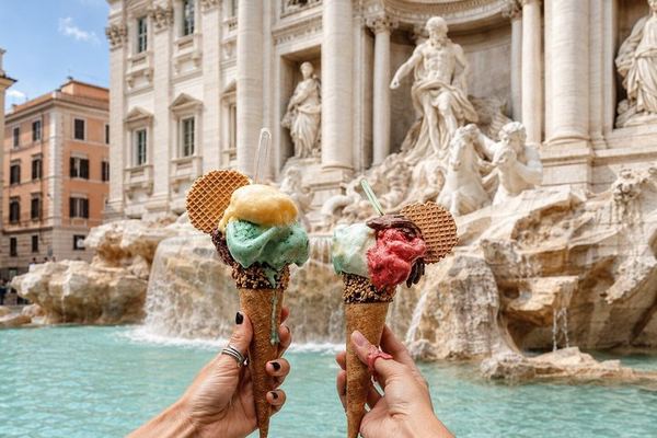 Private Rome Food Walk with Six Tastings and the Pantheon
