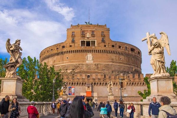 Castel Sant'Angelo Privately: The Borgia, the Cells, the Passetto