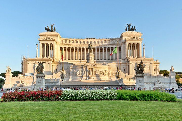 Private Walking Tour, Tailor-Made, with Gelato & Expert Guide