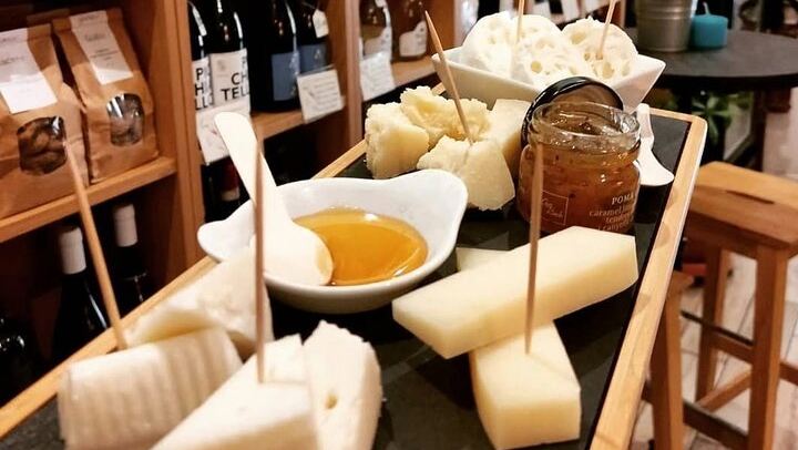 Private Wine Tasting in Rome with Delectable Meats and Cheeses