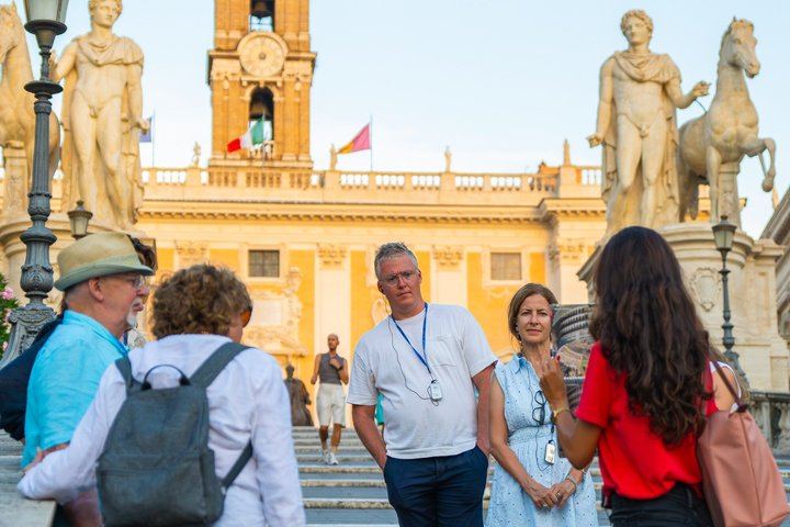 Roman Forums & Michelangelo at Sunset Small Group Tour