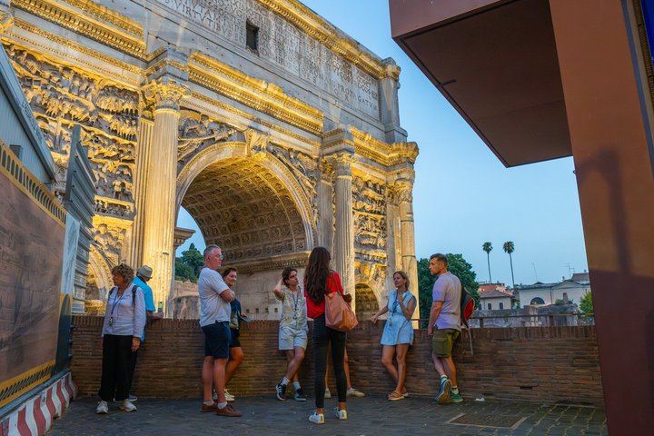 Roman Forums & Michelangelo at Sunset Small Group Tour