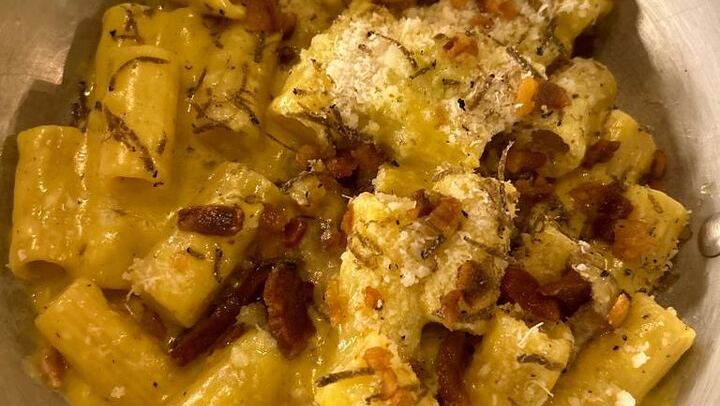 Rome: 5* Trastevere Luxury Food tour with Free-Flowing Fine Wine
