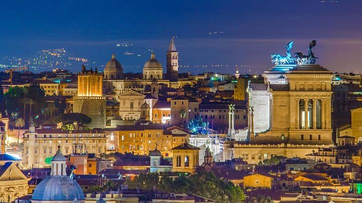 Rome After Dark: Explore the Eternal City Under the Moonlight
