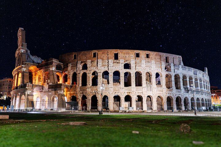 Rome After Dark: Explore the Eternal City Under the Moonlight