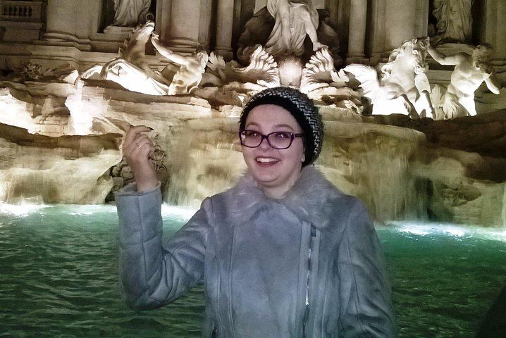 Rome by Night Walking tour Including Piazza Navona Pantheon and Trevi Fountain