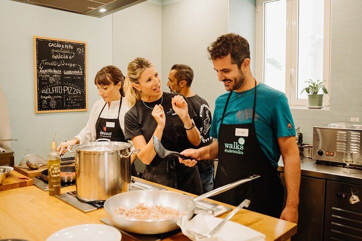 Rome Cooking Class: Make Pasta, Dine & Drink Wine With Local Chef