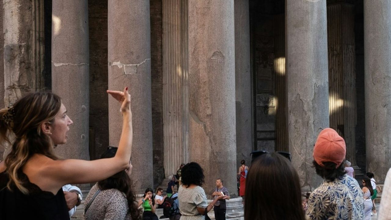 Guided Walk from Piazza d'Aracoeli to Piazza Navona