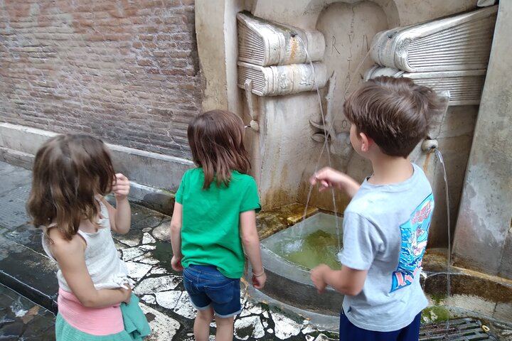 Rome Highlights Private Tour for Kids & Families w Trevi Pantheon