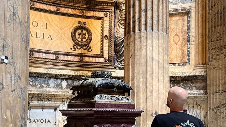 Rome: Pantheon Entry Experience with Digital Audio Guide