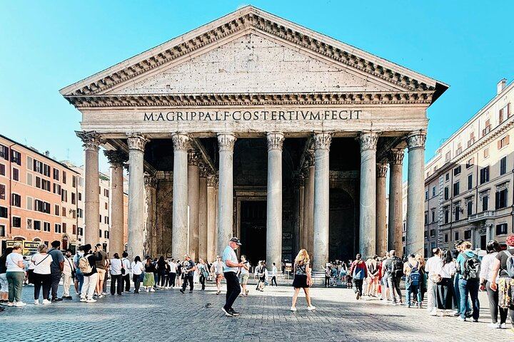Rome: Pantheon Entry Experience with Digital Audio Guide