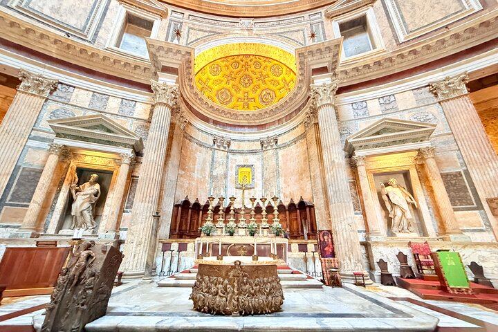 Rome: Pantheon Entry Experience with Digital Audio Guide