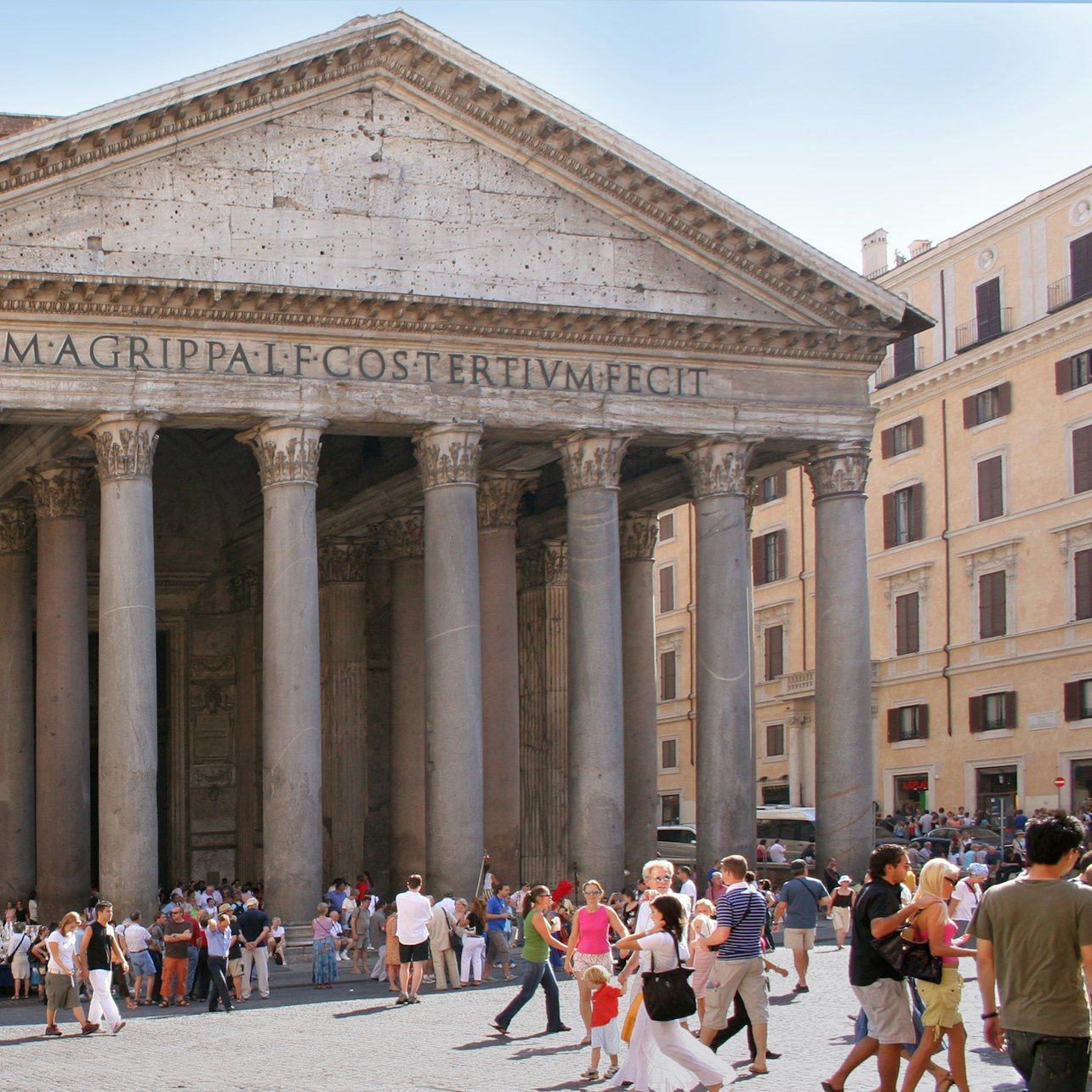 Pantheon Fast-Track Ticket with the Official Audio Guide and Film Clips