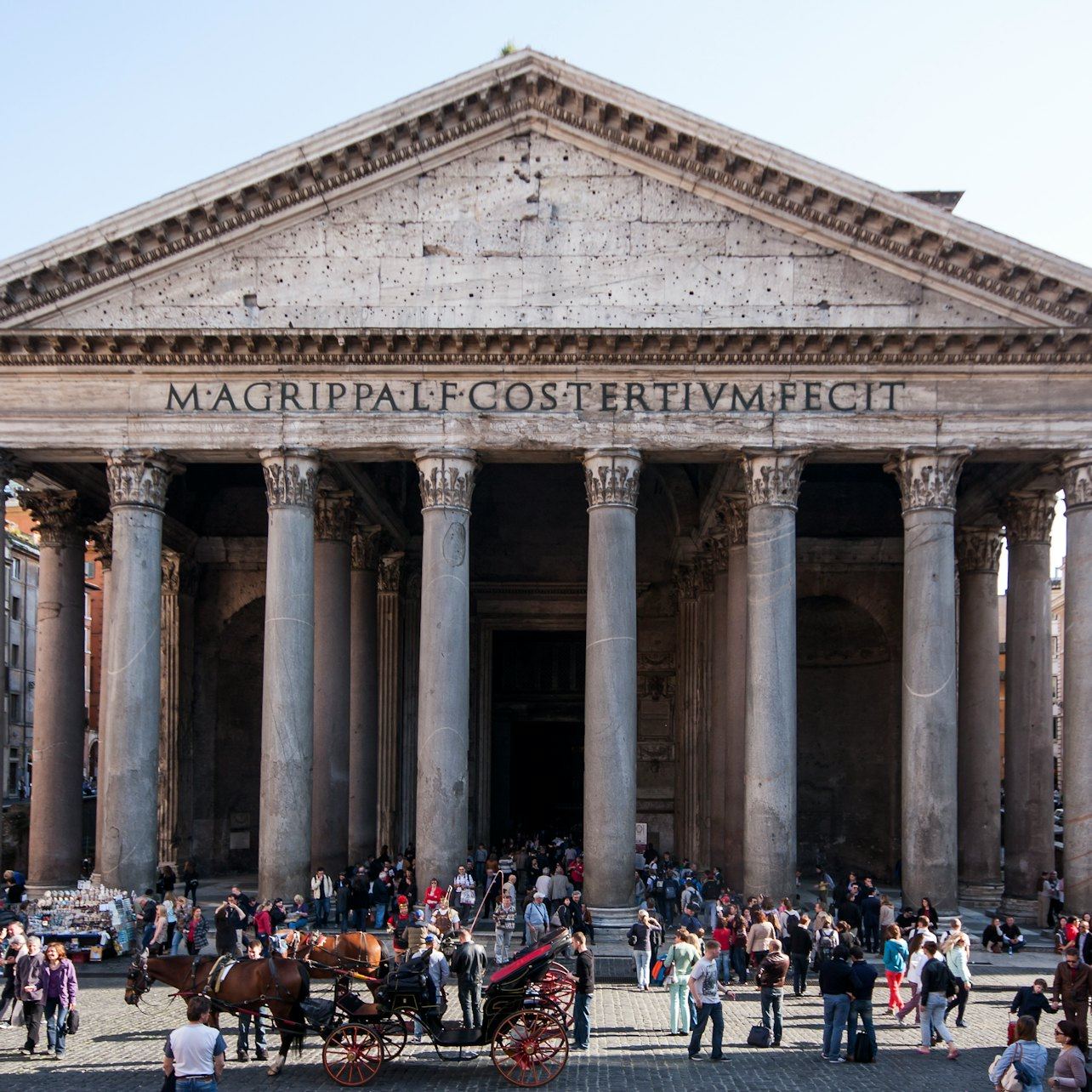 Pantheon Fast-Track Ticket with the Official Audio Guide and Film Clips