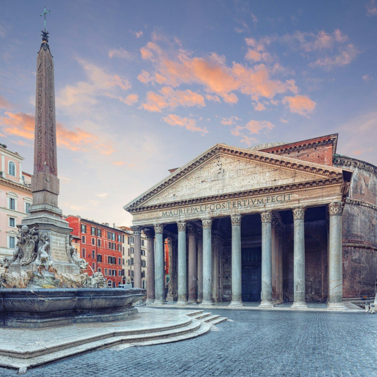 Pantheon Guided Tour Starting from Piazza Navona and the Flood Marks