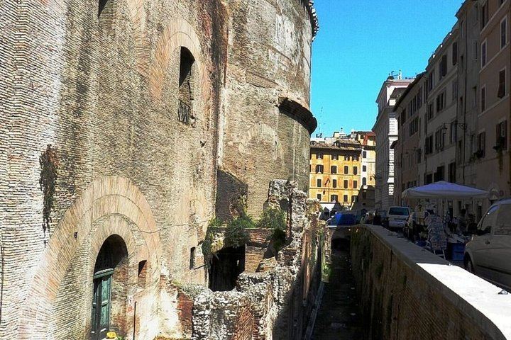 Rome Pantheon Ticket with Audio & Optional Neptune Basilica Tour