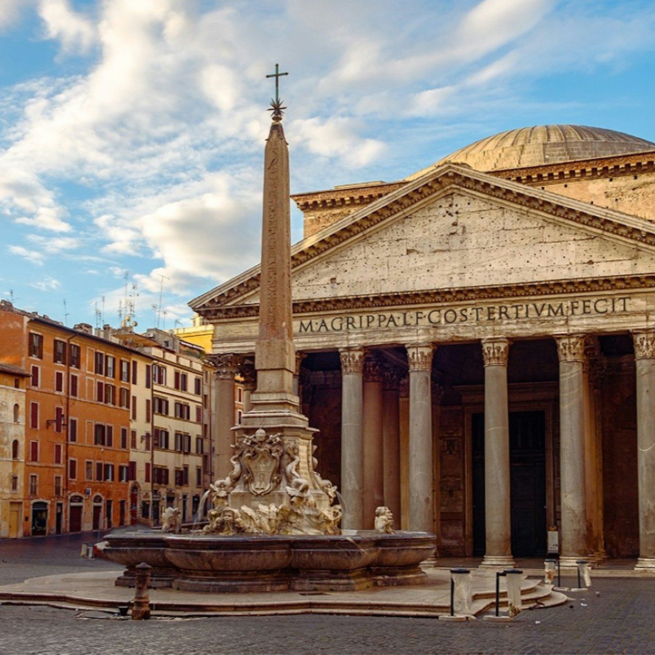 Rome Guided Walk with Pantheon Fast-Track and the Trevi Paid Area
