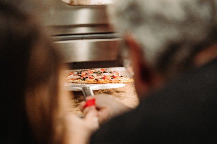 Rome Pizza & Tiramisù Cooking Class with Unlimited Wine