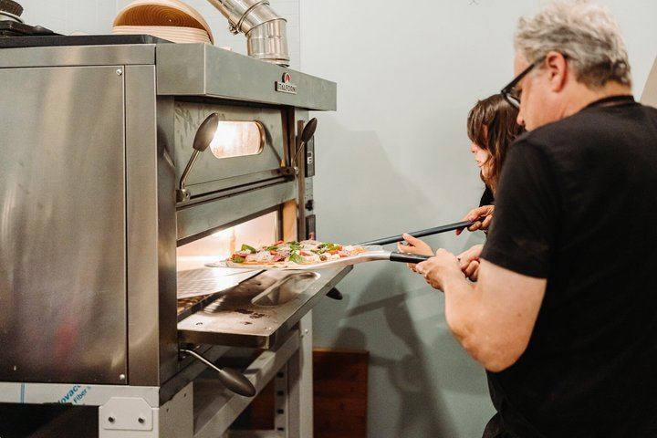 Rome Pizza & Tiramisù Cooking Class with Unlimited Wine