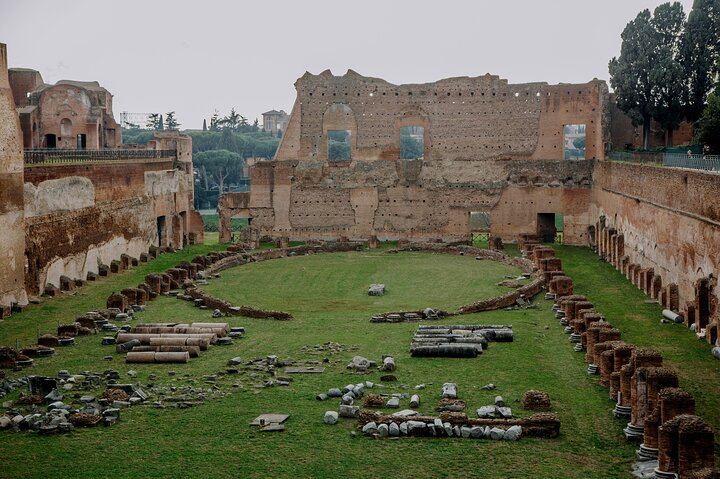Rome: Private Walking Tour of Highlights & Secret Spots