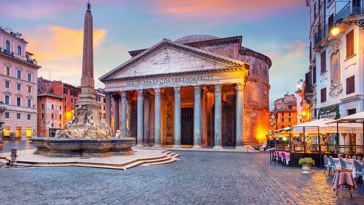 Rome Scavenger Hunt & Highlights Self-Guided Walking Tour