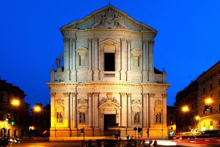 Rome Scavenger Hunt & Highlights Self-Guided Walking Tour