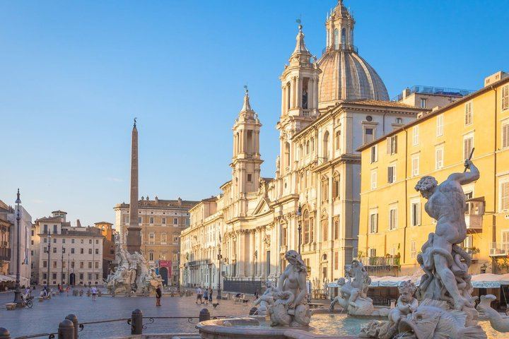 Rome Scavenger Hunt & Highlights Self-Guided Walking Tour