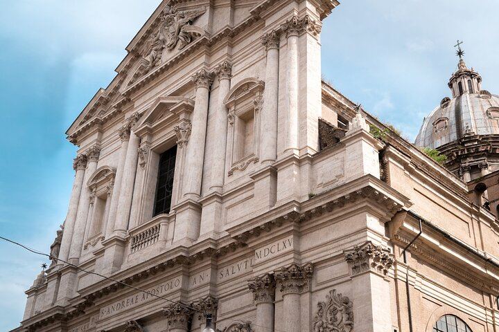 Rome Scavenger Hunt & Highlights Self-Guided Walking Tour