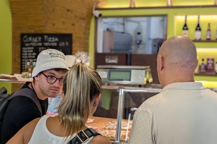 Rome Secrets, Legends & Dark History Tour with Tasty Bites