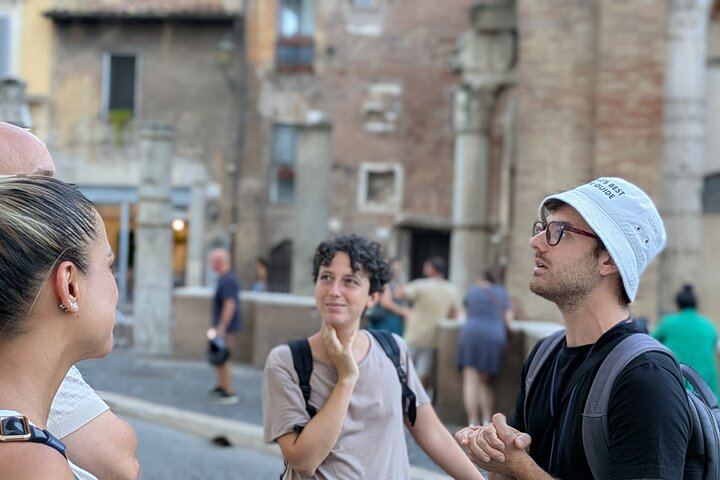 Rome Secrets, Legends & Dark History Tour with Tasty Bites