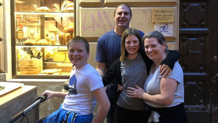 Rome Tour for Kids & Families w Gelato & Pizza including Pantheon