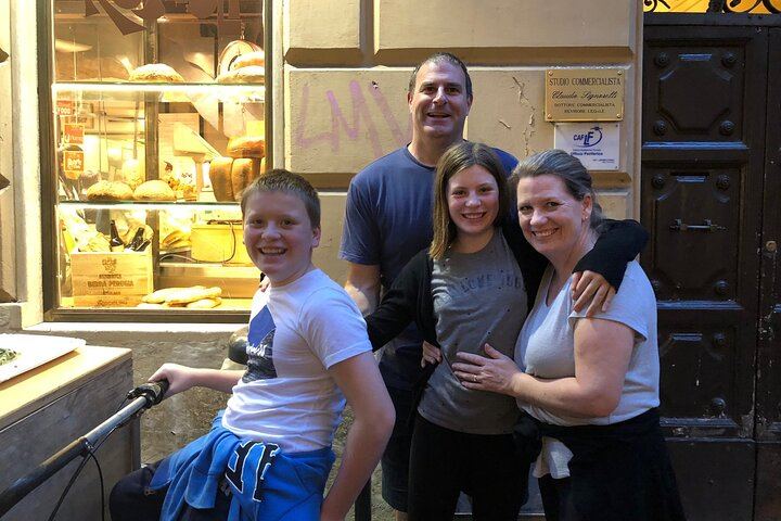 Rome Tour for Kids & Families w Gelato & Pizza including Pantheon