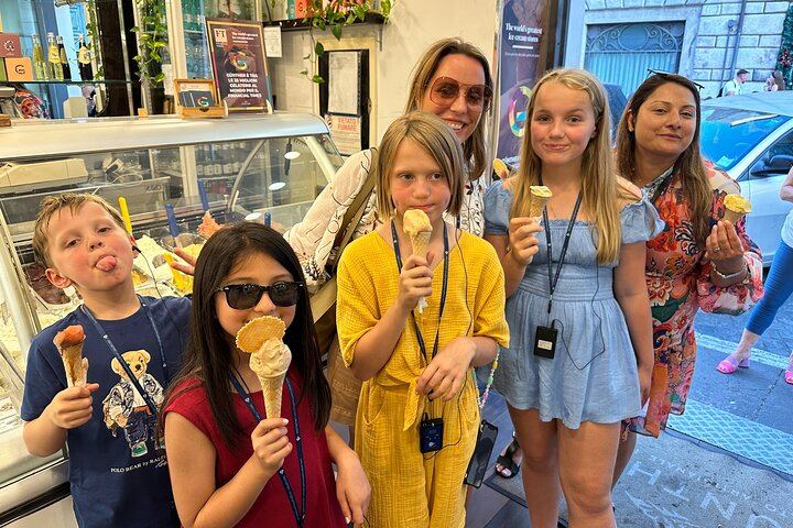 Rome Tour for Kids & Families w Gelato & Pizza including Pantheon