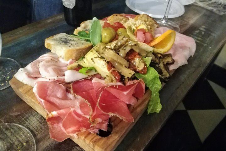 Rome: Trastevere Food Tour Wine Tasting and Local Expert Guide